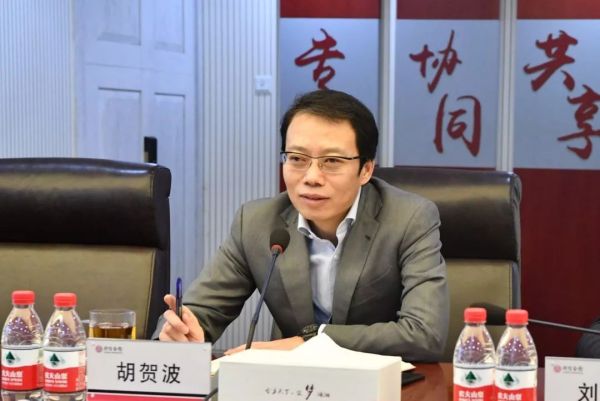 湘潭市委副書記、代市長(zhǎng)胡賀波一行蒞臨威勝電氣調(diào)研指導(dǎo)工作